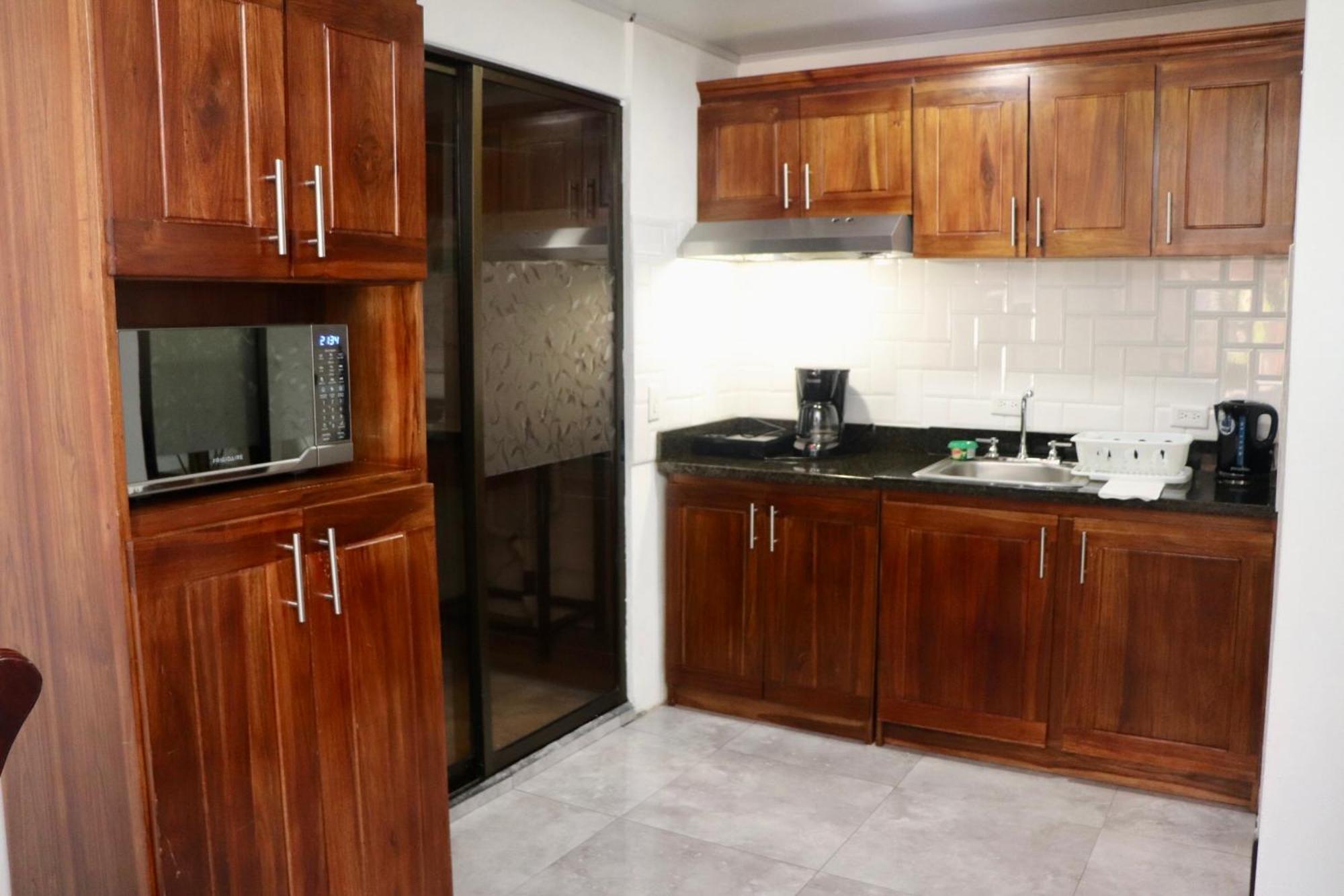 Río Segundo Airport Sjo Residence - Edward & Familia Inn المظهر الخارجي الصورة
